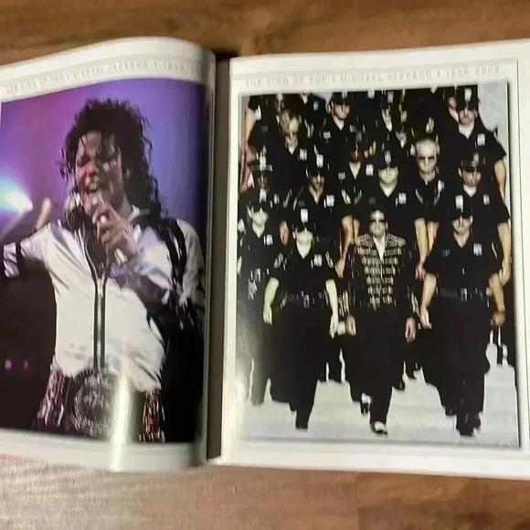 King of Pop Collector’s Phot Gallery - Picture 5 of 11